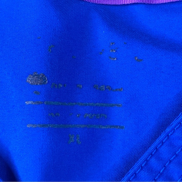 Healing Hands Womens scrub top - Picture 4 of 6